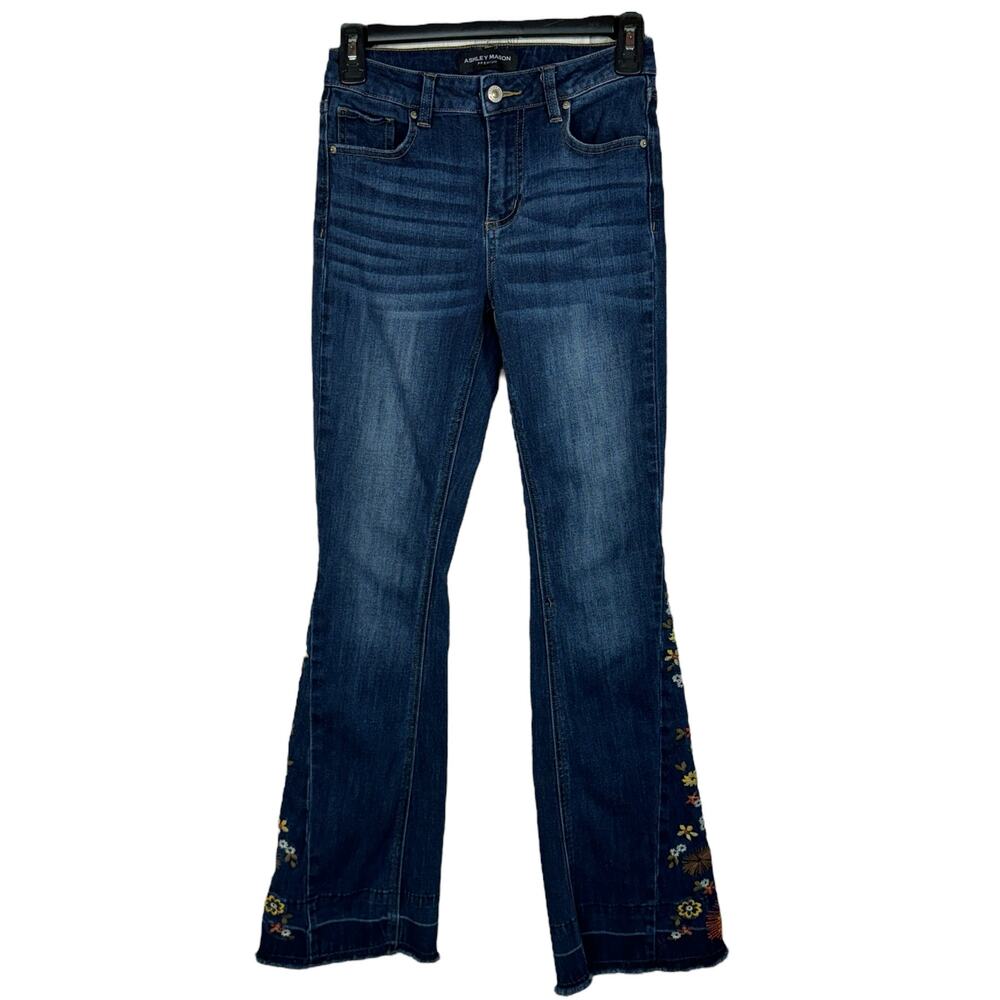 Ashley Mason Premium SZ 0/24 Flare Jeans Floral Embroidered Frayed Boho Festival